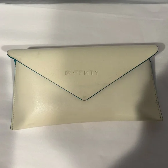 Fenty Blockt Sunglasses - Picture 6 of 6